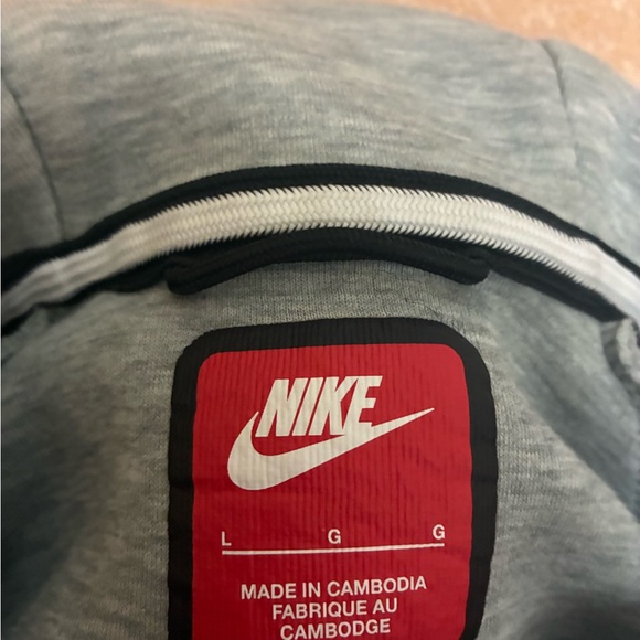 Nike Gray Zip Up Men's Sweater - Picture 3 of 3